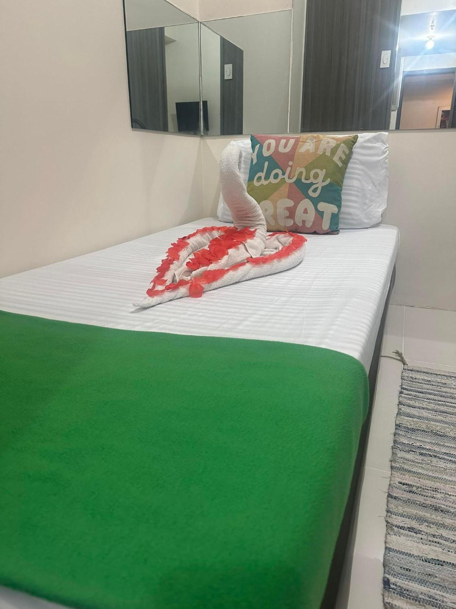 Apartemen studio 16 m² dengan 1 kamar mandi pribadi di Malate Manila Bagian luar foto